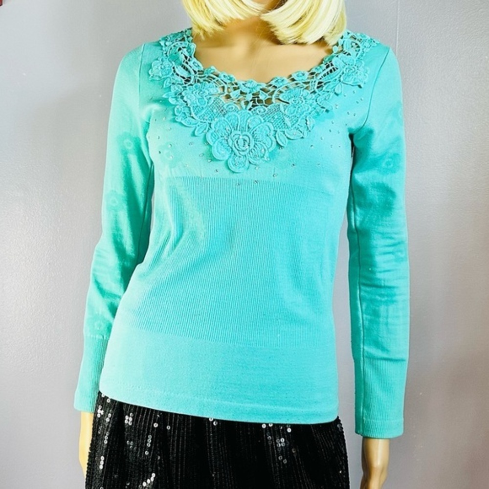 Floral  fleece rhinestone top